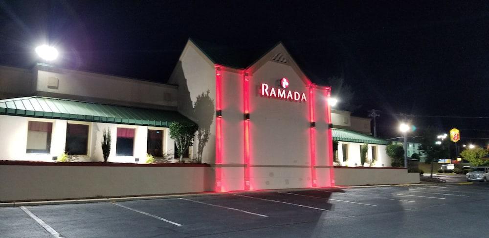 Ramada By Wyndham & Suites وارنر روبينز المظهر الخارجي الصورة