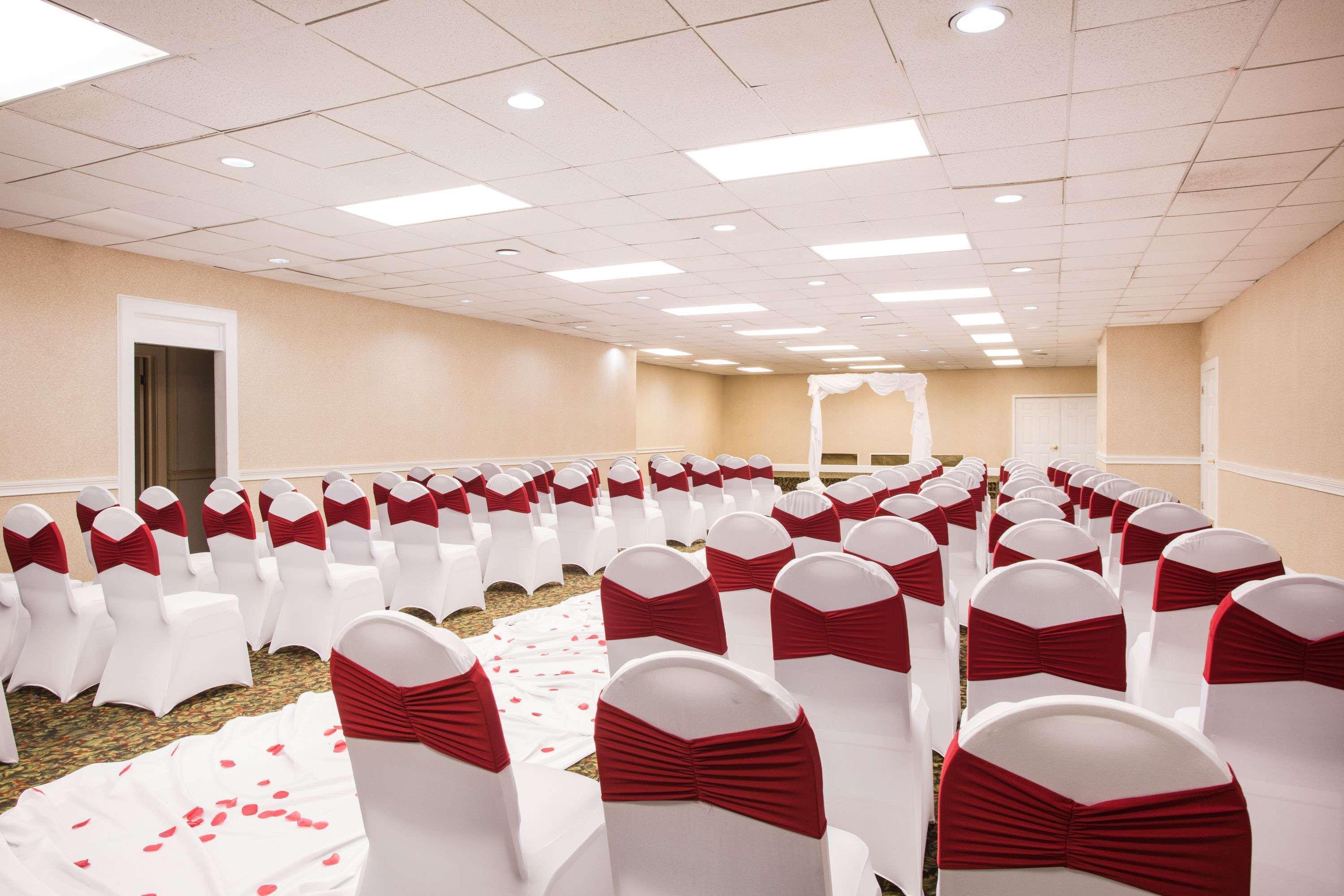 Ramada By Wyndham & Suites وارنر روبينز المظهر الخارجي الصورة