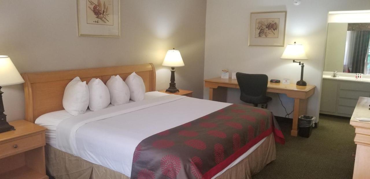 Ramada By Wyndham & Suites وارنر روبينز المظهر الخارجي الصورة